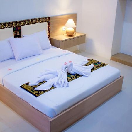 Sapak Bungalow Selong Belanak Exterior foto