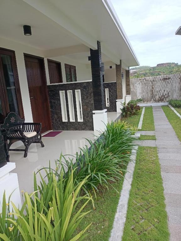 Sapak Bungalow Selong Belanak Exterior foto